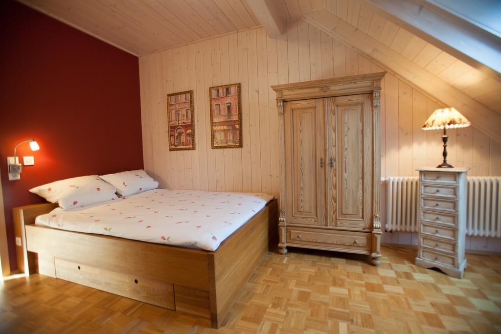 Gaestehaus Craintaler Muehle B&B Creglingen Chambre photo